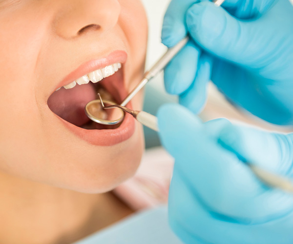 شروع دوره های آموزشی دکتر نامداری در مرکز طراحی لبخند